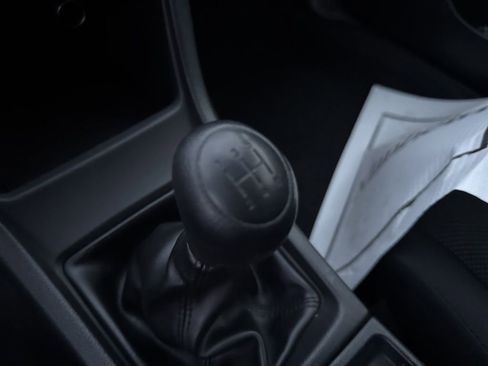 Used 2016 Subaru Crosstrek 2.0i image 6