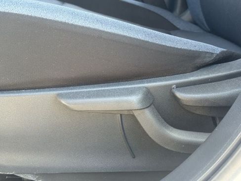 Used 2023 Nissan Versa SV FWD image 24