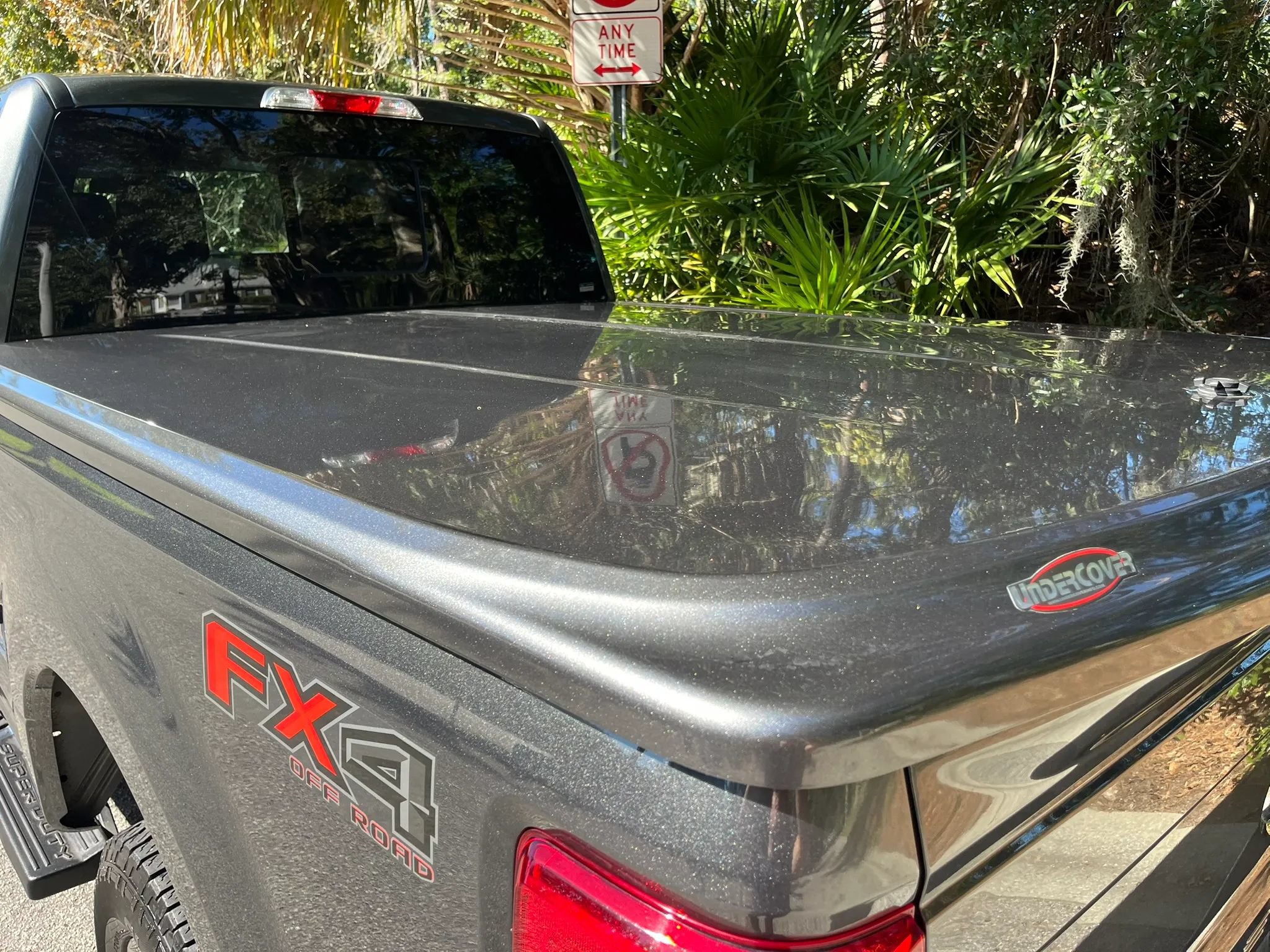 Used 2019 Ford F250 XLT w/ XLT Premium Package AWD/4WD image 7