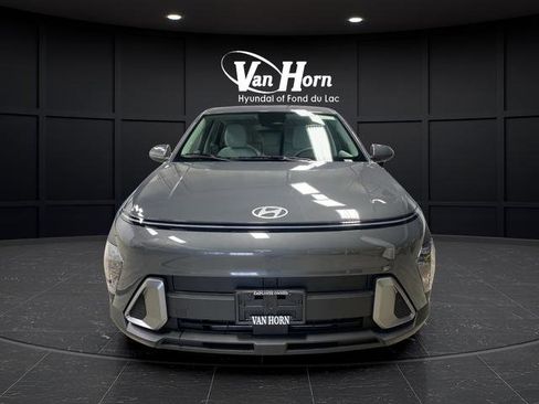 New 2026 Hyundai Kona SE image 9