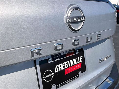 Certified 2023 Nissan Rogue SL w/ SL Premium Package AWD/4WD image 9