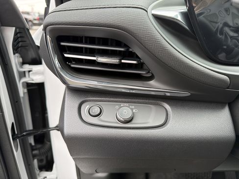 New 2026 Buick Envista Preferred image 14