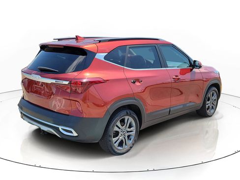 Used 2023 Kia Seltos S FWD image 3
