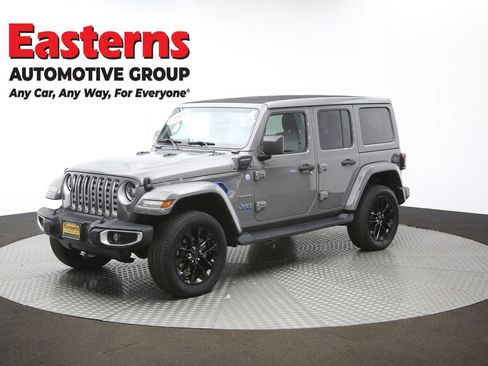 Used 2021 Jeep Wrangler Unlimited Sahara w/ Cold Weather Group image 58