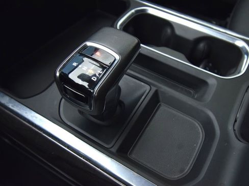 Used 2022 Chevrolet Silverado 1500 LTZ image 25