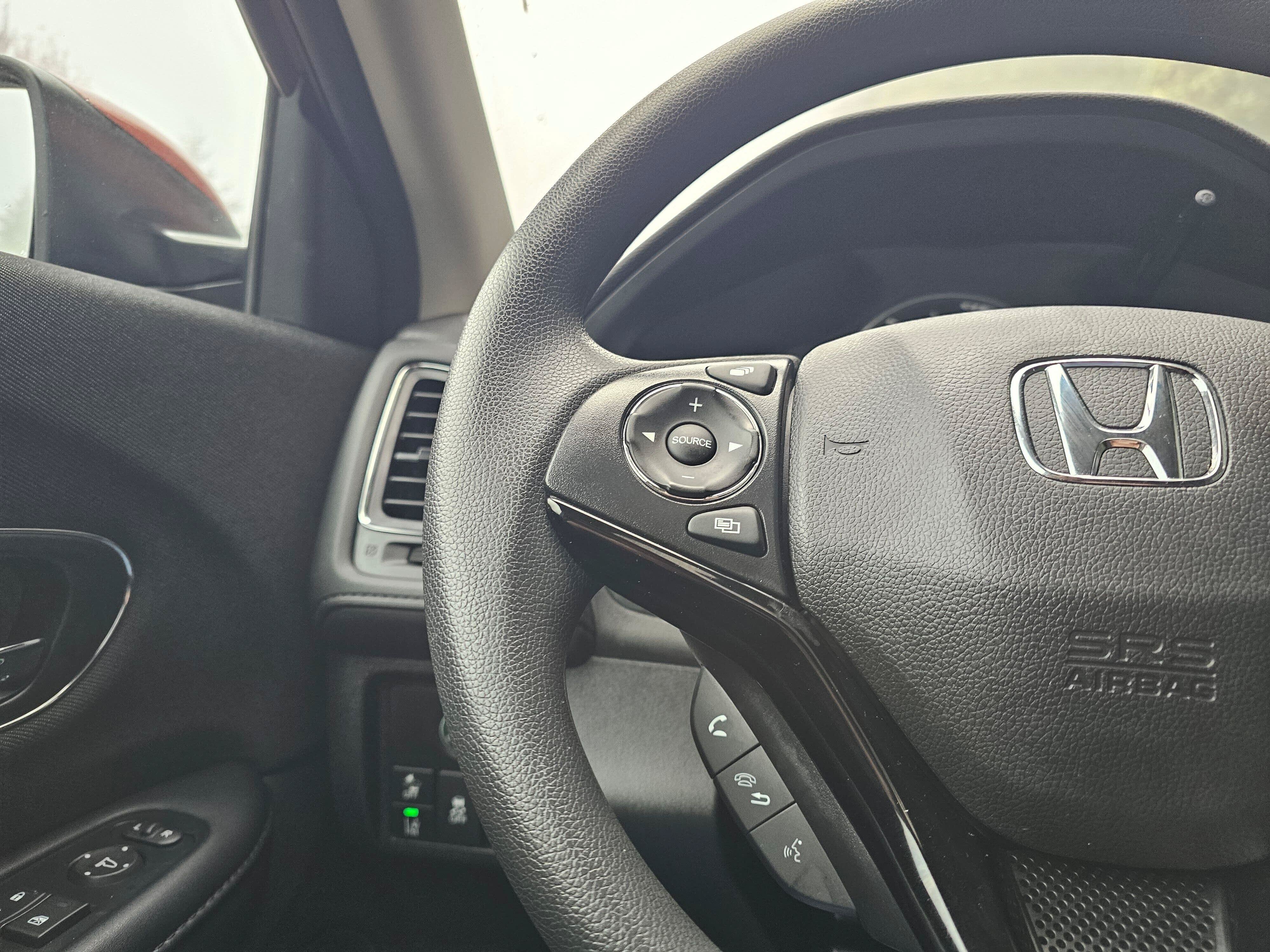 Used 2020 Honda HR-V EX image 34