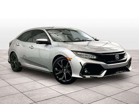 Used 2018 Honda Civic Sport Touring image 3