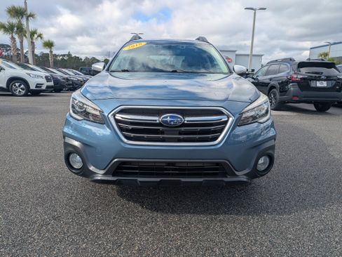 Used 2018 Subaru Outback 3.6R Limited w/ 50th Anniversary Edition image 9