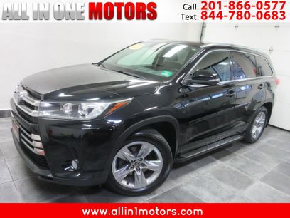 Used 2017 Toyota Highlander Limited Platinum