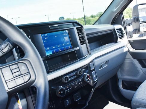 Used 2025 Ford F350 XL w/ STX Appearance Package AWD/4WD image 18