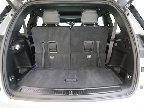 Used 2025 Jeep Grand Cherokee L Altitude image 25