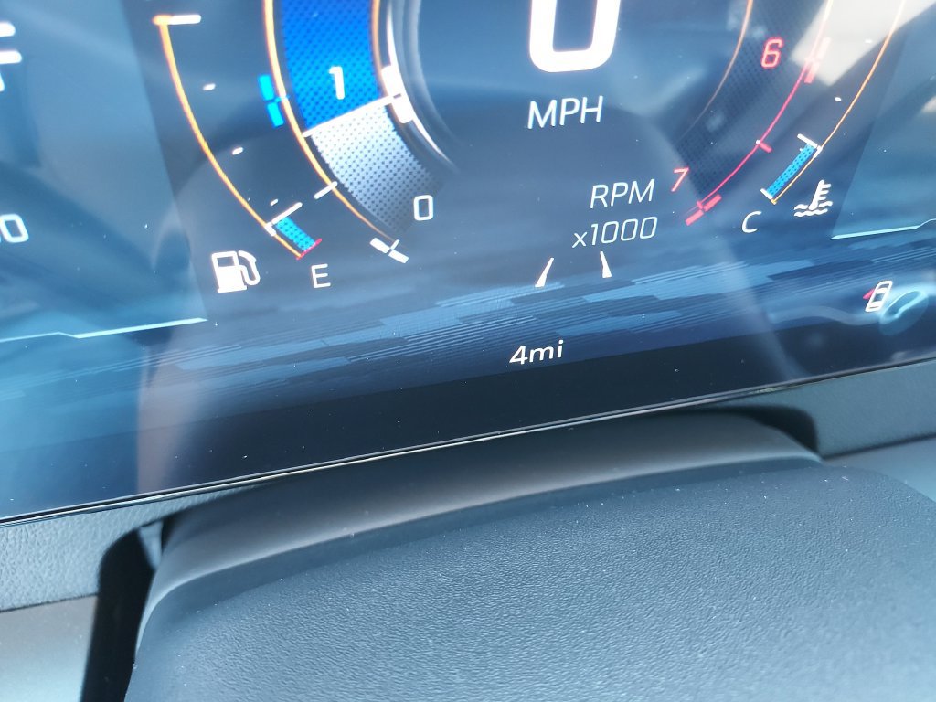 New 2027 Chevrolet Traverse LT FWD image 19