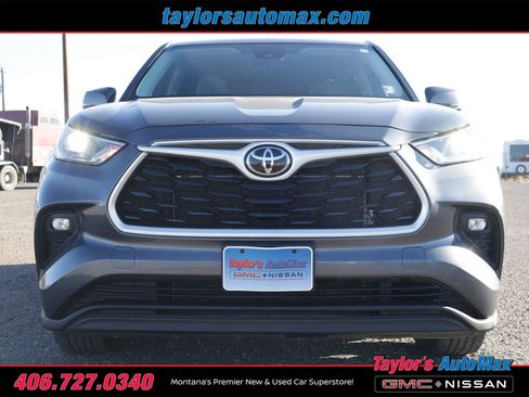 Used 2022 Toyota Highlander LE image 40