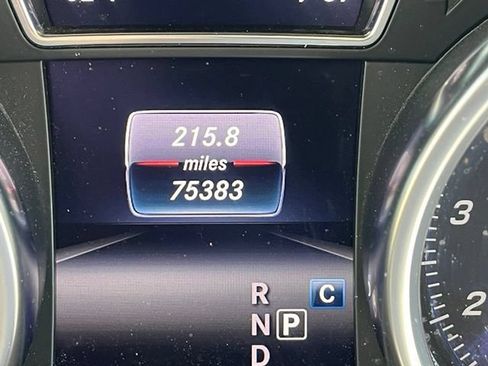 Used 2019 Mercedes-Benz GLE 400 4MATIC image 16