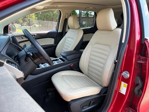 Used 2022 Ford Edge SEL w/ Convenience Package AWD/4WD image 18