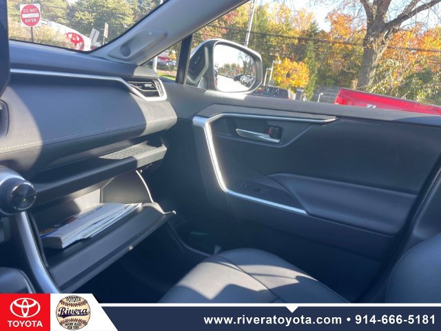 Certified 2023 Toyota RAV4 XLE Premium AWD/4WD image 33