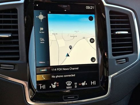 Used 2020 Volvo XC90 T6 Momentum image 20