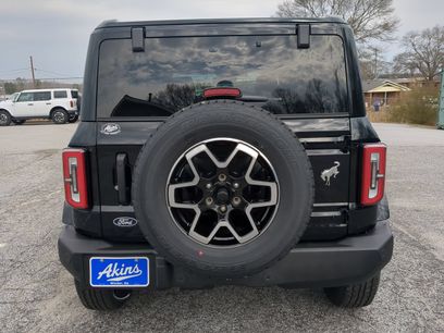 New 2026 Ford Bronco Outer Banks