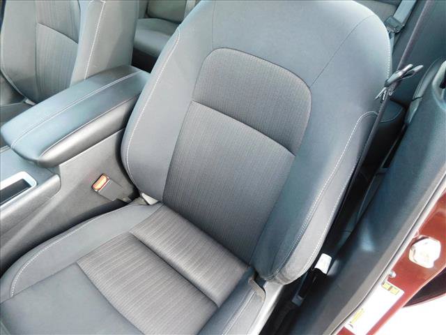 Used 2025 Nissan Altima 2.5 SV FWD image 9