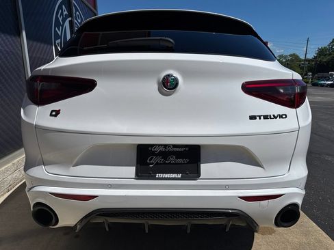 Used 2023 Alfa Romeo Stelvio Estrema AWD/4WD image 10
