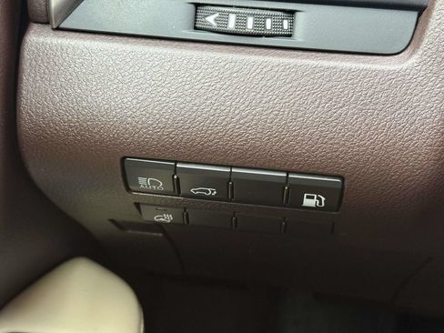 Used 2017 Lexus RX 450h AWD w/ Luxury Package image 23