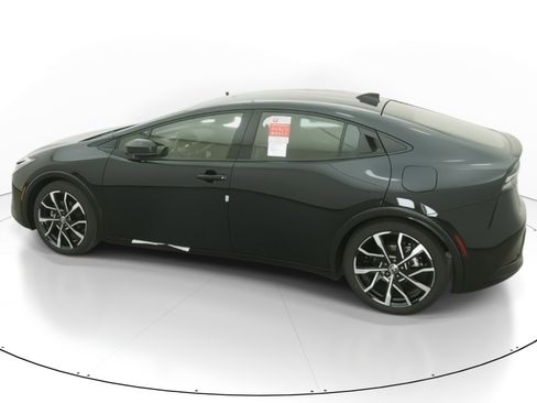 New 2026 Toyota Prius XSE image 4