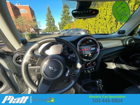 Used 2023 MINI Cooper SE image 33