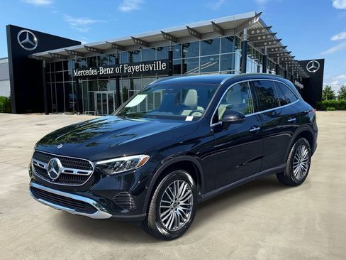 New 2026 Mercedes-Benz GLC 300 image 1