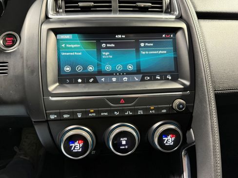 Used 2018 Jaguar E-PACE S image 29