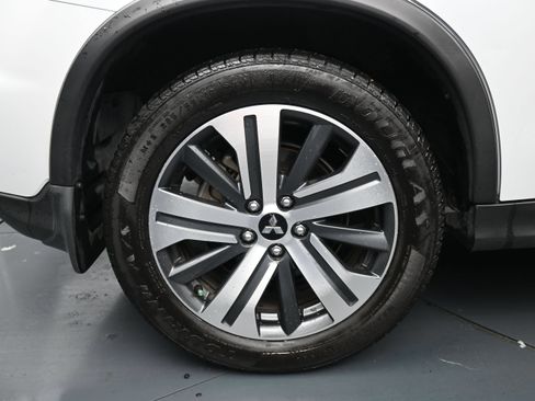 Used 2022 Mitsubishi Outlander Sport ES AWD/4WD image 9