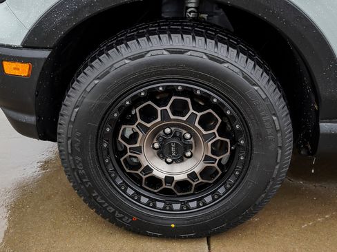 Used 2023 Ford Bronco Sport Badlands w/ Premium Package AWD/4WD image 12