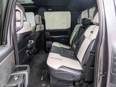 Used 2022 Ford F150 Lightning Platinum AWD/4WD image 23