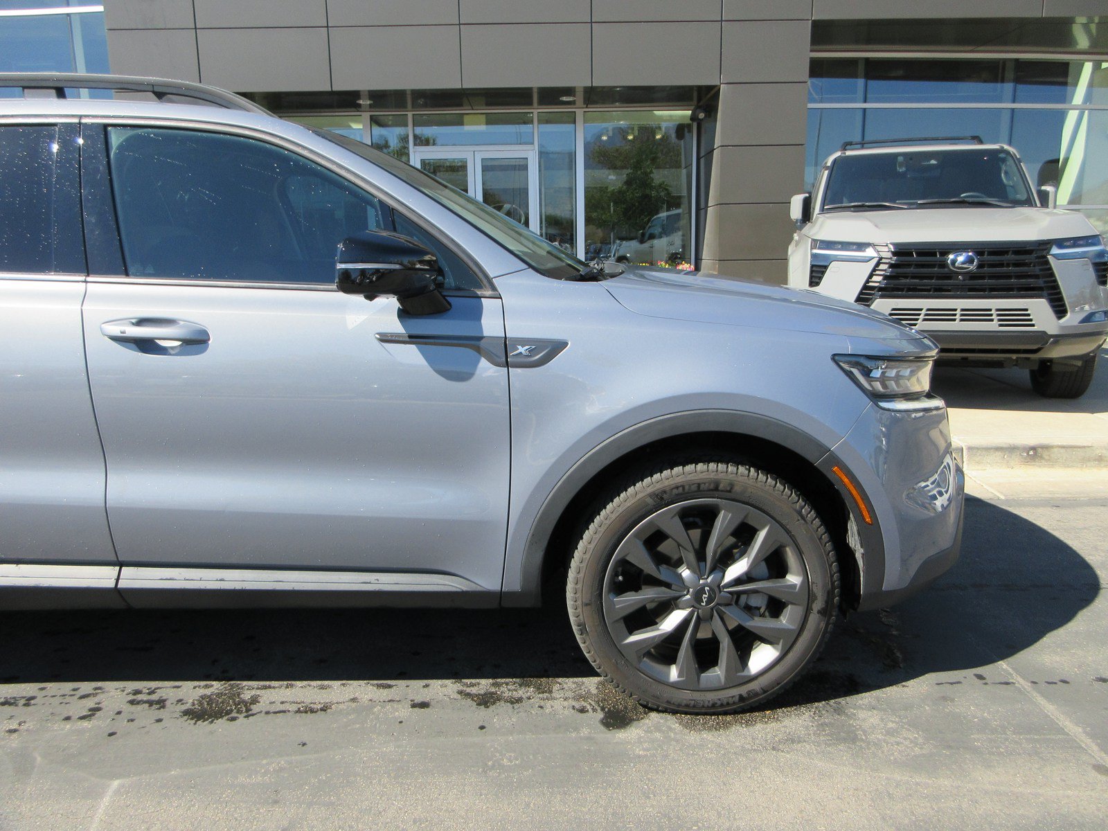 Used 2022 Kia Sorento SX Prestige w/ Rust Color Package AWD/4WD image 14