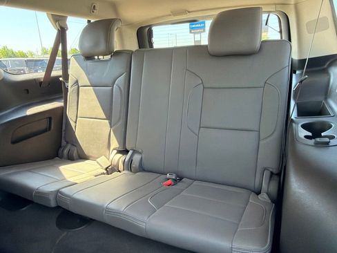 Used 2017 GMC Yukon XL Denali w/ Open Road Package AWD/4WD image 14