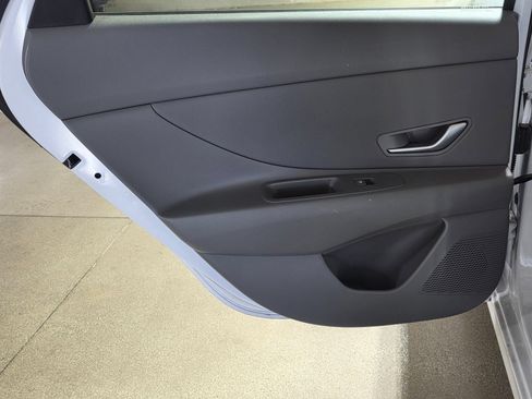 Certified 2025 Hyundai Elantra Sport FWD image 10