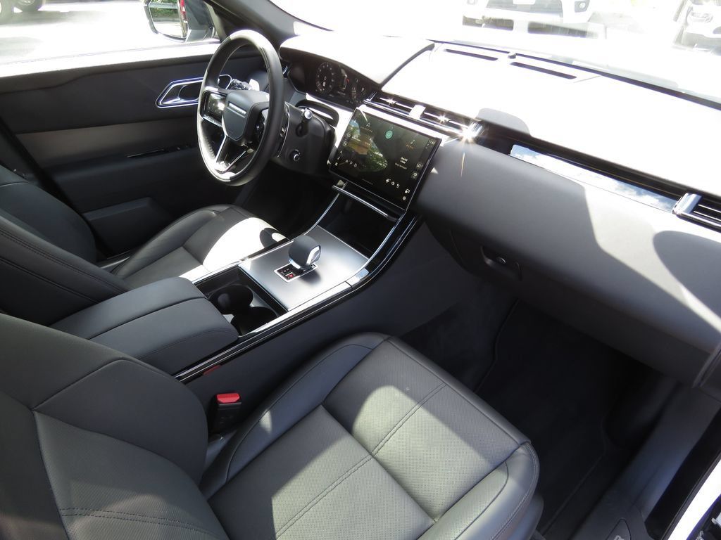 Used 2024 Land Rover Range Rover Velar Dynamic SE AWD/4WD image 14