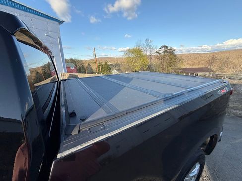 Used 2023 Chevrolet Silverado 1500 LT image 11