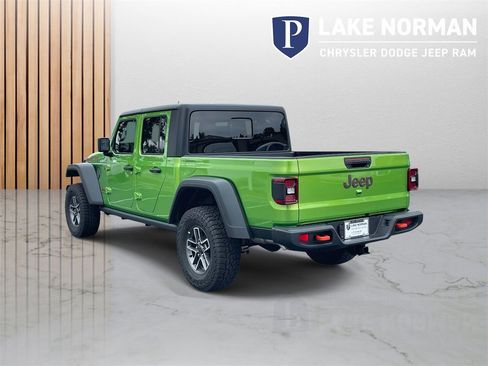 New 2025 Jeep Gladiator Mojave w/ Convenience Group image 7
