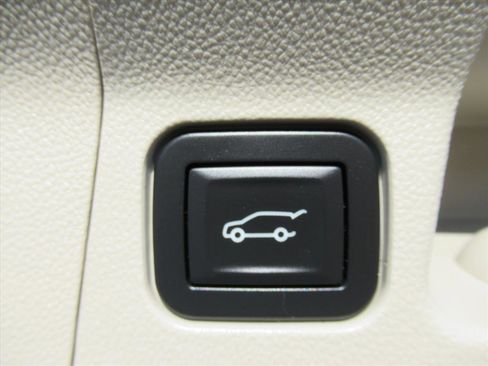 Used 2019 GMC Acadia Denali w/ Technology Package image 36