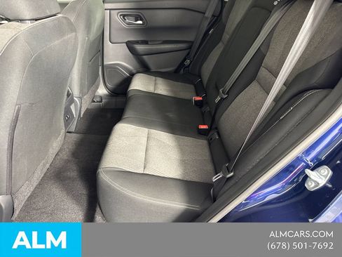 Used 2025 Nissan Rogue SV FWD image 24