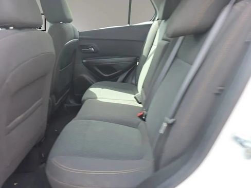 Used 2017 Chevrolet Trax LS AWD/4WD image 10