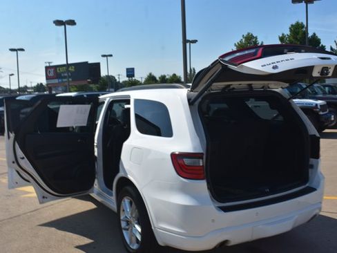Used 2024 Dodge Durango R/T AWD/4WD image 19