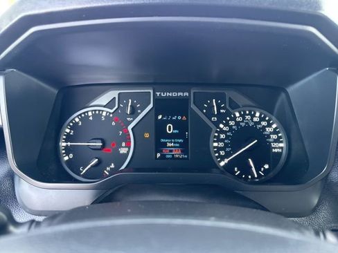 Used 2025 Toyota Tundra SR5 w/ SR5 Convenience Package AWD/4WD image 19