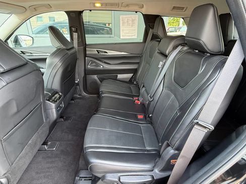 Used 2023 INFINITI QX60 Luxe w/ Performance Audio Package AWD/4WD image 14
