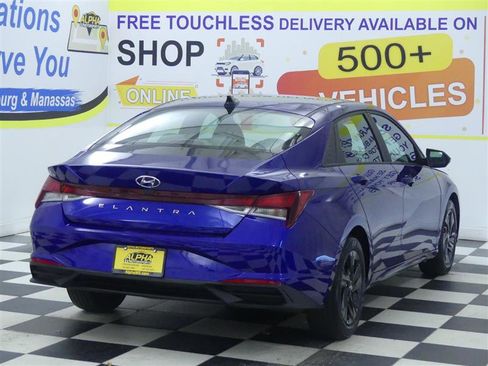 Used 2021 Hyundai Elantra SEL w/ Convenience Package image 6