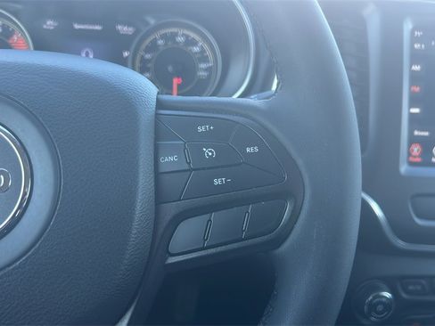 Used 2021 Jeep Cherokee Trailhawk w/ Premium Leather Package image 27