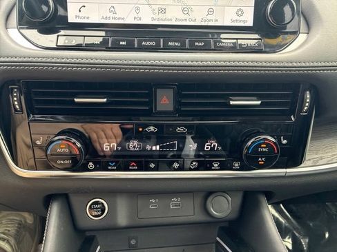 Used 2023 Nissan Rogue Platinum w/ Platinum Premium Package FWD image 11