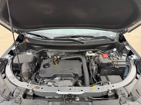 Used 2025 Chevrolet Equinox LT image 32