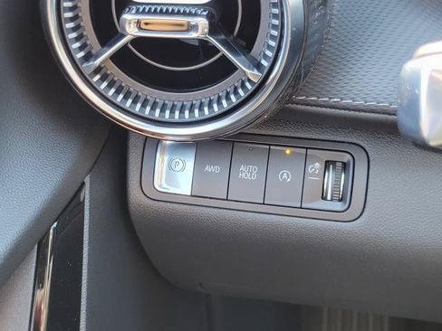 New 2026 Chevrolet Equinox LT w/ Convenience Package II AWD/4WD image 12