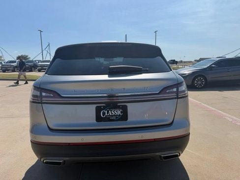 Used 2023 Lincoln Nautilus Reserve FWD image 6